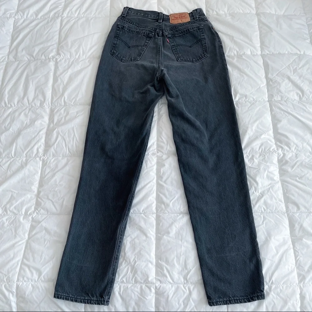 Vintage Levi's 501 Tapered Leg High Waist Jeans - Picture 4 of 10